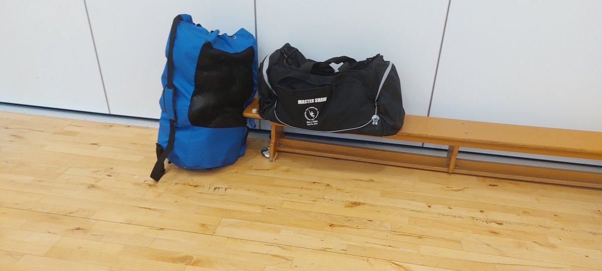 All set up and ready to go for health week, introducing Taekwon-Do to the kids at Fraser's old Primary school  
👊😎👊