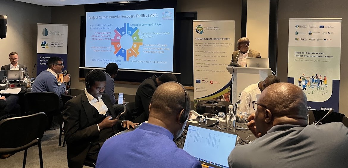 Covenant of Mayors in Sub-Saharan Africa (@comossafrica) on Twitter photo #Cities across Africa are developing ambitious #climate projects, but too often, these stall before implementation due to a lack of #investment readiness. 🏙️💰
Earlier this month, the <a href="/Mayors4Climate/">Global Covenant</a> & City Climate Finance Gap Fund Partnership team led the Regional Climate #Cities across Africa are developing ambitious #climate projects, but too often, these stall before implementation due to a lack of #investment readiness. 🏙️💰
Earlier this month, the <a href="/Mayors4Climate/">Global Covenant</a> & City Climate Finance Gap Fund Partnership team led the Regional Climate
