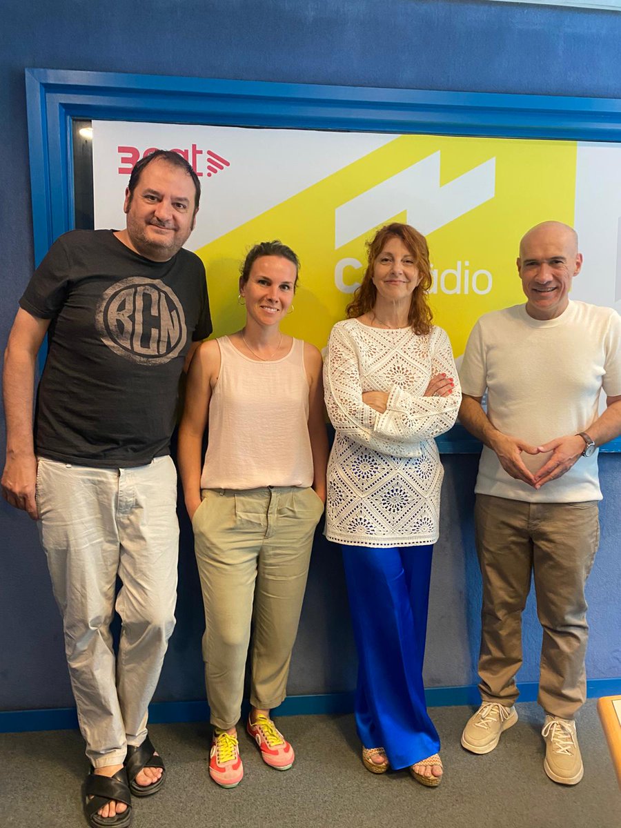 L'Ofici de Viure (@loficideviure) on Twitter photo đ"La mort demana rendiciĂł. La vida tambĂŠ", diu Marta MillĂ a <a href="/frmiralles/">Francesc Miralles</a> , <a href="/MariaRufinoCas1/">Maria Rufino</a> i <a href="/gaspahernandez/">Gaspar HernĂ ndez</a> . Això ĂŠs acomiadar els que estimem. Amb el comentari de Marta Casarramona i l'espai de <a href="/SergiTorres33/">Sergi Torres</a> . A <a href="/CatalunyaRadio/">Catalunya RĂ dio</a> 3cat.cat/3cat/acomiadar⌠đ"La mort demana rendiciĂł. La vida tambĂŠ", diu Marta MillĂ a <a href="/frmiralles/">Francesc Miralles</a> , <a href="/MariaRufinoCas1/">Maria Rufino</a> i <a href="/gaspahernandez/">Gaspar HernĂ ndez</a> . Això ĂŠs acomiadar els que estimem. Amb el comentari de Marta Casarramona i l'espai de <a href="/SergiTorres33/">Sergi Torres</a> . A <a href="/CatalunyaRadio/">Catalunya RĂ dio</a> 3cat.cat/3cat/acomiadarâŚ