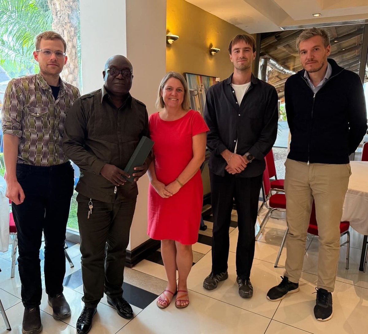 SwedeninDRCongo's tweet image. Rencontre à Lubumbashi 🇸🇪 avec le @Palmecenter 

Un échange constructif sur les droits humains, les droits du travail et le dialogue social. Le Palme Center soutient les syndicats et la société civile pour renforcer la démocratie et la justice sociale en RDC 🇨🇩.
