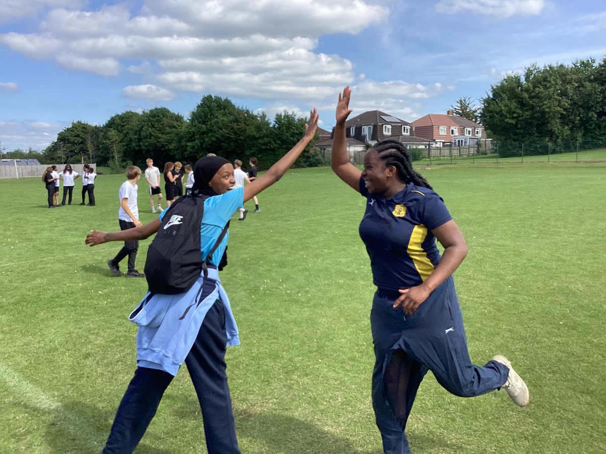 Society of Merchant Venturers tweet media