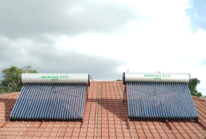 Munyax Eco (@munyaxeco_rw) on Twitter photo Switch to solar water heating and enjoy reliable hot water while saving money and protecting the planet!
Easy, efficient, and eco-friendly.
Contact us: 8088 | info@munyaxeco.com
#RenewableEnergy #SustainableLiving #GreenEnergy #RWOX Switch to solar water heating and enjoy reliable hot water while saving money and protecting the planet!
Easy, efficient, and eco-friendly.
Contact us: 8088 | info@munyaxeco.com
#RenewableEnergy #SustainableLiving #GreenEnergy #RWOX