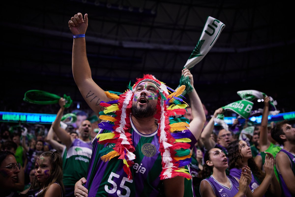 Málaga, GRACIAS por un año inolvidable 💙

<a href="/unicajaCB/">UnicajaCB</a> | <a href="/pozo_mariano/">Mariano Pozo</a>