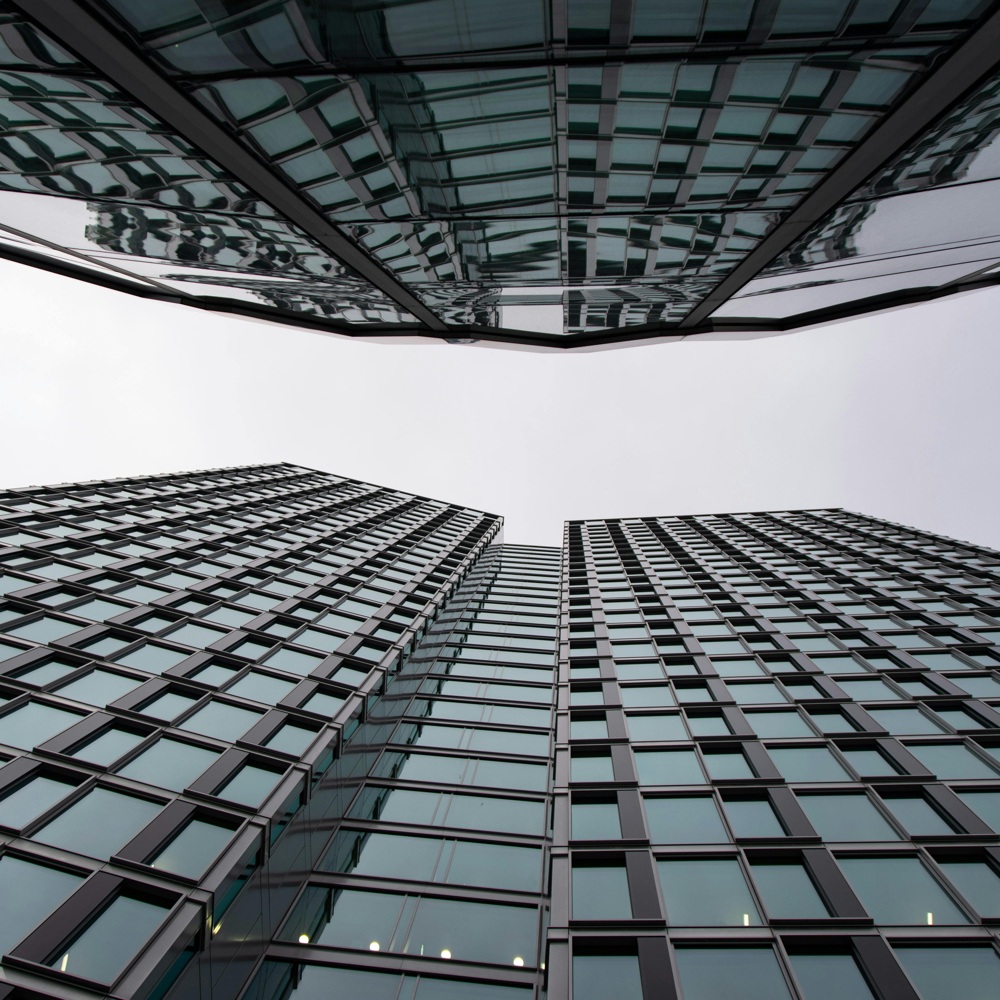 Nearshore custom software development is helping companies scale faster and smarter. It enables better alignment, rapid iteration, and truly user-driven innovation.
.
.
.
#NearshoreDevelopment #ProductLedGrowth #CustomSoftware

arnia.com/nearshore-cust…