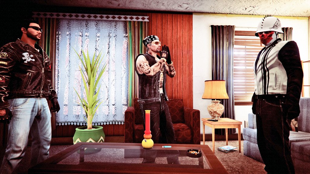 HellsLegion666's tweet photo. Hangin' with my bro tonight, new vids coming soon. Gonna keep it going until GTA 6 drops 👊🏻💯

@x905BAMx 

#HellsLegion 
#TwistedProductions 
#MötleyLives 
#SmugglinTubs 
#GTAONLINE 
#PS5 https://t.co/BUADVmKa5Y