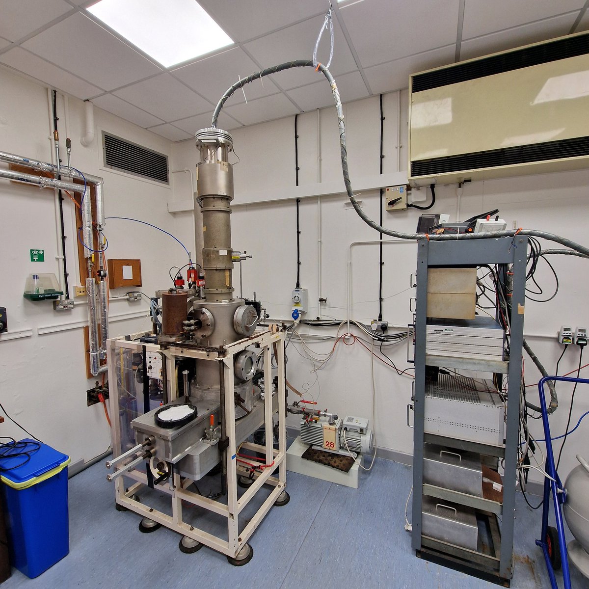Back at the University of York for the next couple of days to run some Gas Electron Diffraction experiments with the Wann Group.
