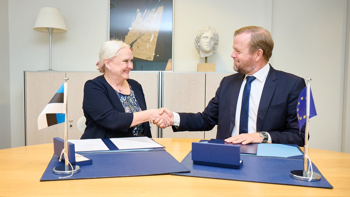 DSGBjornBerge's tweet image. Thank you very much Estonia 🇪🇪 and Ambassador Aino Leppik Von Wirén, for your support and the voluntary financial contribution to end violence against women and promote human rights and equality for #LGBTI persons #VaW @EstoniaCoE @CoE_Antidiscri @CoE_women @coe