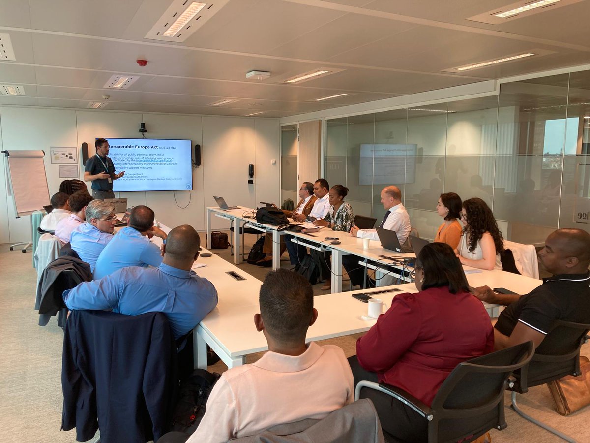 FIAP (@fiap_esp) on Twitter photo ✳️Representatives from 7 Caribbean countries exchange with <a href="/fodspfbosa/">FOD/SPF BOSA</a> on:
1⃣Design solutions that are digital native and mobile
2⃣Security: keeping the trust and protect the citizens
3⃣Inclusive: accessibility and simplicity
🔗tinyurl.com/4dv2kswk ✳️Representatives from 7 Caribbean countries exchange with <a href="/fodspfbosa/">FOD/SPF BOSA</a> on:
1⃣Design solutions that are digital native and mobile
2⃣Security: keeping the trust and protect the citizens
3⃣Inclusive: accessibility and simplicity
🔗tinyurl.com/4dv2kswk