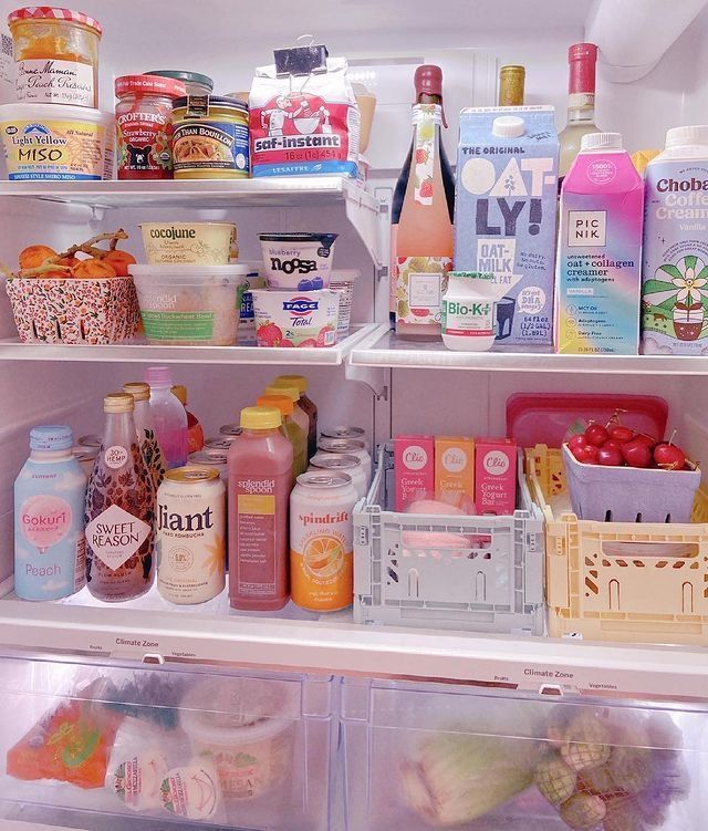 zoesbakess's tweet photo. ˙ . ꒷ 🍰 . 𖦹˙— lets stock up your  fridge and snack pantry!! https://t.co/7zjtZWnSQ5