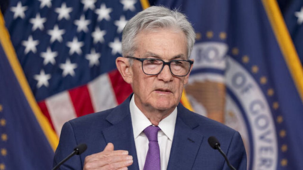 ABD’deki faiz oranlarına yönelik pozisyon alan yatırımcılar, Fed’in Başkan Jerome Powell’ın görev süresinin Mayıs 2026’da sona ermesinin hemen ardından daha güvercin bir tutum izleyeceğine dair fiyatlamaları artırdı.

( Türkiye’s Economy Channel )
