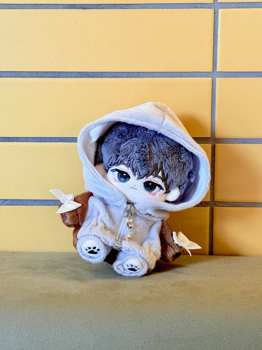 기우뚱 /ᐠ ._. ᐟ\ﾉ 🖤

#띵솜찰칵 
#와냥이