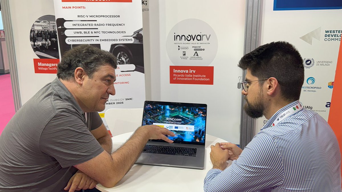 🔊 Presentamos el proyecto #RiscCom en el DES2025 desde el espacio de @MalagaTechPark.

Basado en #RISC_V Open Source, busca optimizar sistemas seguros, multipropósito y de bajo consumo para comunicaciones inalámbricas.

#Innovación #OpenSource  #DES2025