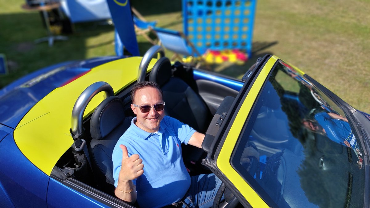 RobRocc's tweet photo. What a fantastic Picnic in the Park at Queen’s Park on Sunday, 15 June 2025! Proud to have organised this community event and as President Elect of East Cliff Rotary – Bournemouth, supporting @ShelterBox. Huge thanks to @BournemouthOne for the great vibes! #Rotary #Community https://t.co/BiluerCJo1