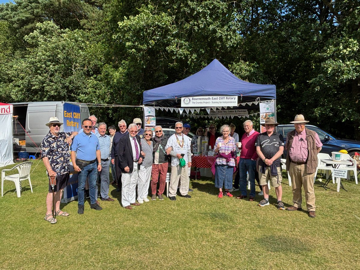 RobRocc's tweet photo. What a fantastic Picnic in the Park at Queen’s Park on Sunday, 15 June 2025! Proud to have organised this community event and as President Elect of East Cliff Rotary – Bournemouth, supporting @ShelterBox. Huge thanks to @BournemouthOne for the great vibes! #Rotary #Community https://t.co/BiluerCJo1