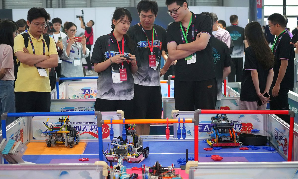 globaltimesnews's tweet image. The 2025 Mobile World Congress #MWC Shanghai is held between Wed and Fri. Under the MWC main theme of “Converge, Connect, Create,” attendees and exhibitors gather for an agenda of keynote sessions, conference tracks and first tech innovations focused on the event’s four themes…