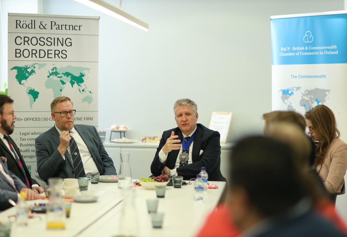citylordmayor's tweet photo. I’ve kickstarted my visit to Finland at a @fbccuk event. Where I discussed my ‘Growth Unleashed’ agenda which includes the recently launched Mansion House Accord, which will launch tens of billions in extra investment, as well as UK-Finland trade and investment opportunities.🇫🇮🇬🇧 https://t.co/kSpCdvfuvu