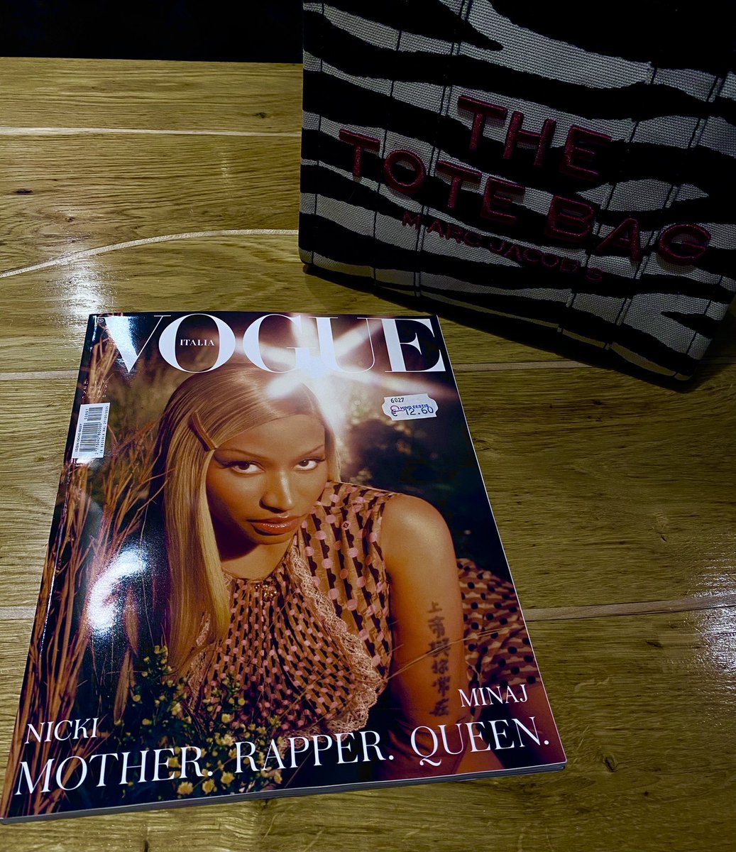 This estonian barb FINALLY got her copy too 🦄💋 and it is GORGEOUS!!!!! I'm so in love 🩷  <a href="/vogue_italia/">Vogue Italia</a> <a href="/NICKIMINAJ/">Nicki Minaj</a>