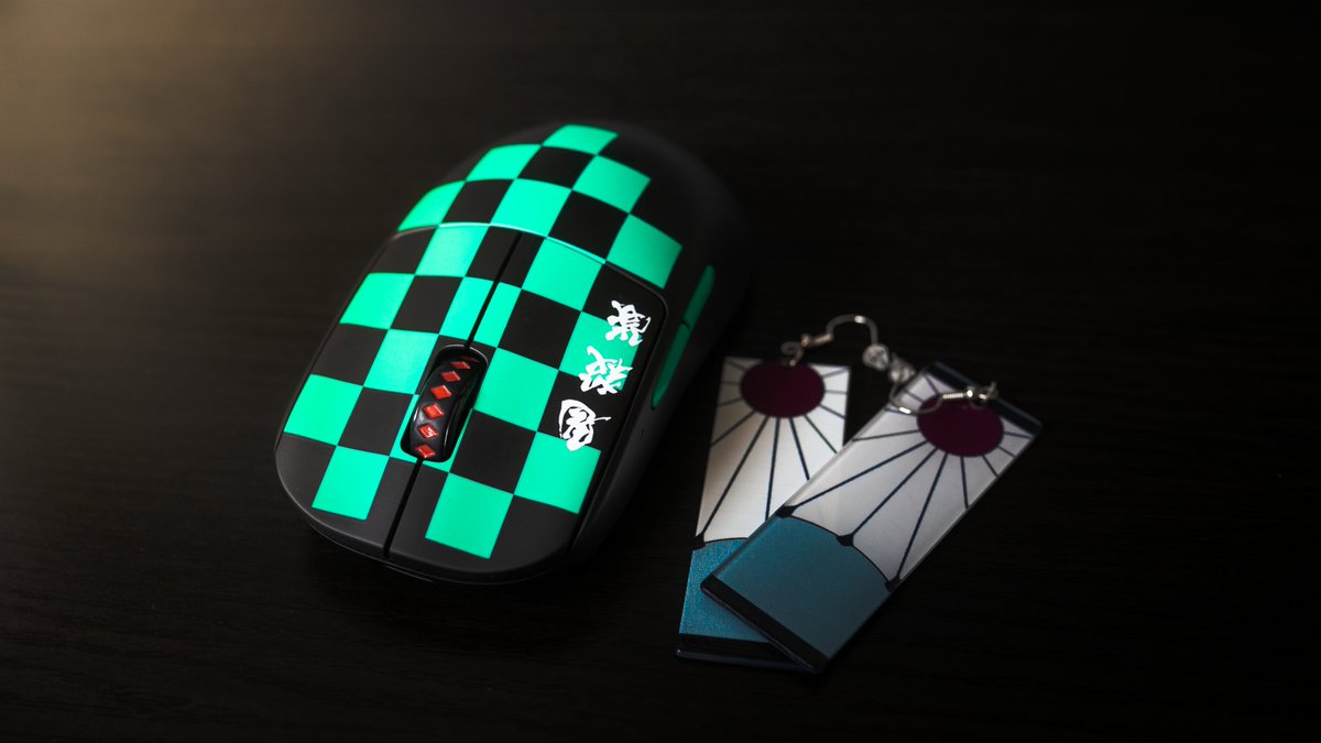 Flick of <a href="/PulsarGears/">Pulsar Gaming Gears</a> X2V2 x Demon Slayer collab