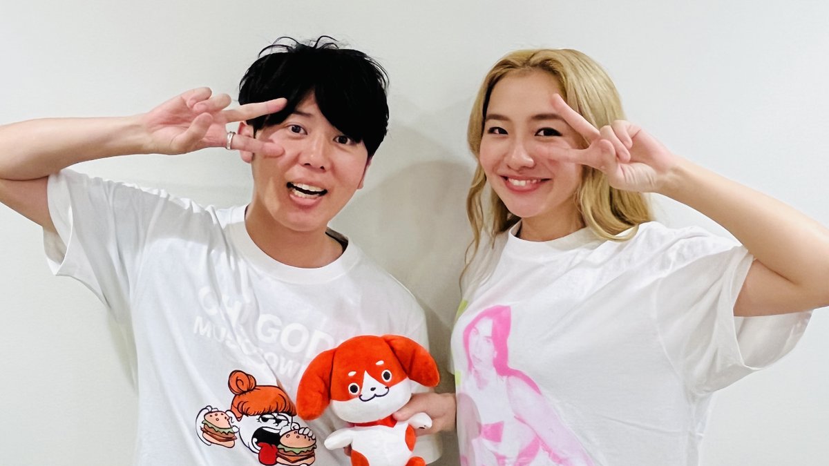 アコム【公式】 (@acom_official) on Twitter photo 🌈アコムSomethin’New🌈
このあと #FM802 で夕方5:51~放送📻
6月は #ChilliBeans. の #Maika さんが登場(<a href="/chillibeans_mc/">Chilli Beans.</a>)🐶
#802サムニュー 公式X(<a href="/802somenew/">FM802 アコム Somethin’New</a>)をフォロー&リポストで【Chilli Beans.のグッズとワンコム🐶】が当たる!✨🎁
〆切は6/27です!😢
#チリビ #チリビーンズ 🌈アコムSomethin’New🌈
このあと #FM802 で夕方5:51~放送📻
6月は #ChilliBeans. の #Maika さんが登場(<a href="/chillibeans_mc/">Chilli Beans.</a>)🐶
#802サムニュー 公式X(<a href="/802somenew/">FM802 アコム Somethin’New</a>)をフォロー&リポストで【Chilli Beans.のグッズとワンコム🐶】が当たる!✨🎁
〆切は6/27です!😢
#チリビ #チリビーンズ