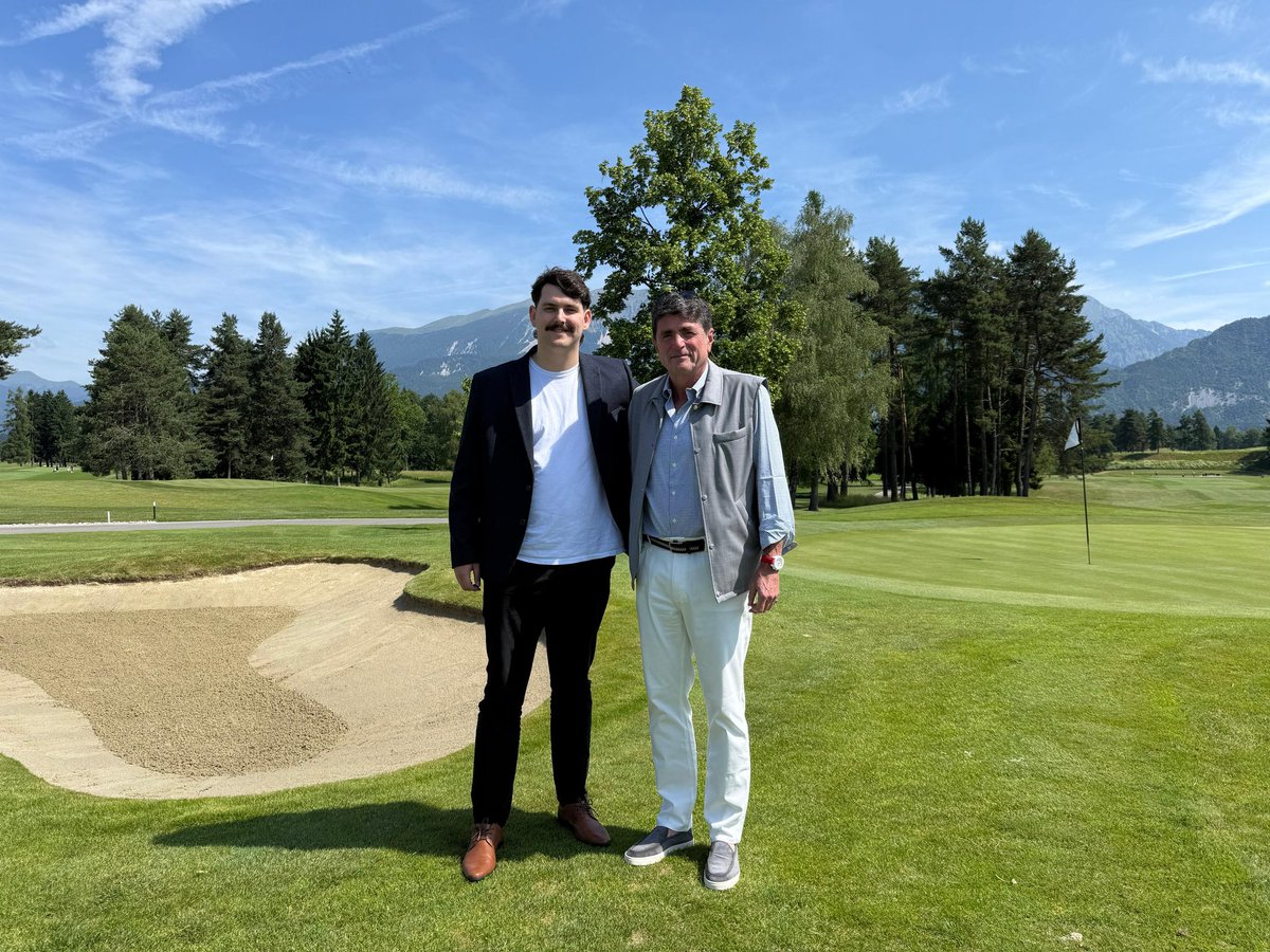 AlfieHouseEcho's tweet image. Massive thank you to Saints owner Dragan Solak for the opportunity to interview him at length here in Slovenia.
He has no intention of selling the club and has vowed to do everything he can to improve things on and off the pitch. Full interview out tomorrow AM.
#SaintsFC