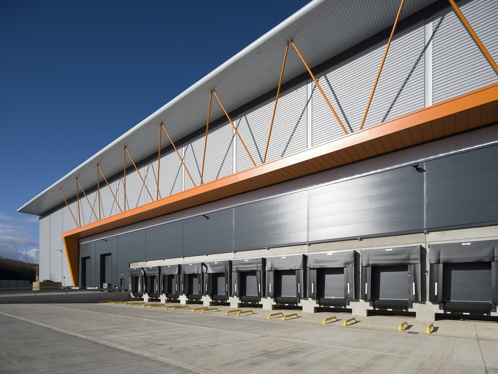 ✅ Completion achieved at Junction, Luton!

We have delivered a 222,134 sq ft flagship logistics + Grade A office space for <a href="/Wrenbridge/">Wrenbridge</a> .

Thanks to our supply chain &amp; project team.

📖Read more&gt; glencar.com/news-articles/…

#JunctionLuton #Glencar #Wrenbridge