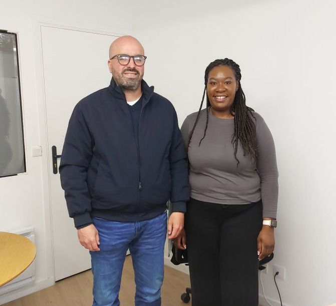 🤝 𝗟'𝗮𝗴𝗲𝗻𝗰𝗲 𝗱𝗲 𝗣𝗮𝗿𝗶𝘀 a eu le plaisir d'accueillir 𝗦𝗼𝗳𝗶𝗮𝗻𝗲.

𝗘𝗱𝘂𝗰𝗮𝘁𝗲𝘂𝗿 𝘀𝗽𝗲́𝗰𝗶𝗮𝗹𝗶𝘀𝗲́, il intervient régulièrement dans une Maison d'Enfants à Caractère Social de la Fondation OVE et s'investit avec convictions au sein de cet établissement.