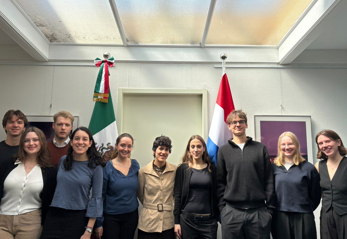 Estudiantes de <a href="/JASONInstitute/">JASON Institute</a> participaron en una charla sobre la Política Exterior Feminista #PEF de #México. Hablamos de avances, desafíos y cómo la diplomacia puede ser un instrumento para alcanzar la equidad de género ¡Gracias por su entusiasmo y preguntas!