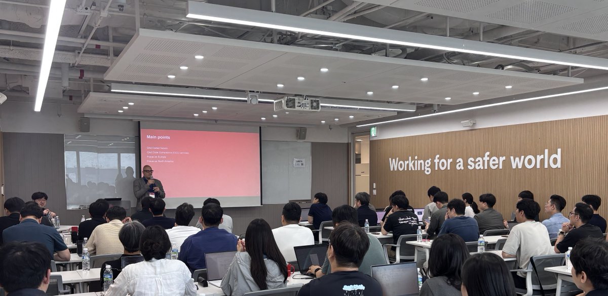 UL_Solutions's tweet image. @Fabio Monachesi and @Miguel Martinez uncovered exciting opportunities to support the future of the energy transition in the June 17 grid code compliance seminar in Seoul, South Korea.
Learn more: s.ul.com/3I0jhQq

#GridCodeCompliance #GCC #Energy #WeAreULSolutions