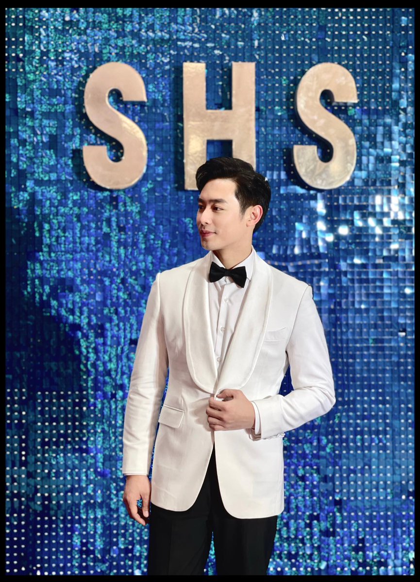 Ptuan_Mentor's tweet photo. Muốn được công nhận?
👉 Đừng ồn ào, hãy giỏi đến mức không thể bị phớt lờ.
Thế giới này luôn lắng nghe người có giá trị.
#PhamTuanGroup #Success #SelfWorth https://t.co/eCivtZurnj