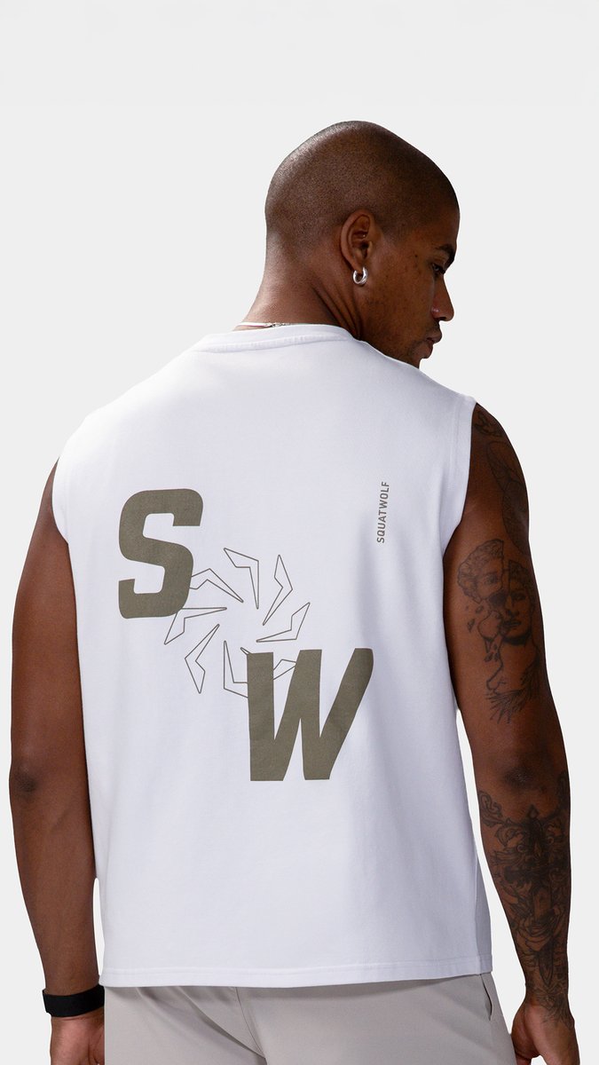 SQUATWOLF tweet media