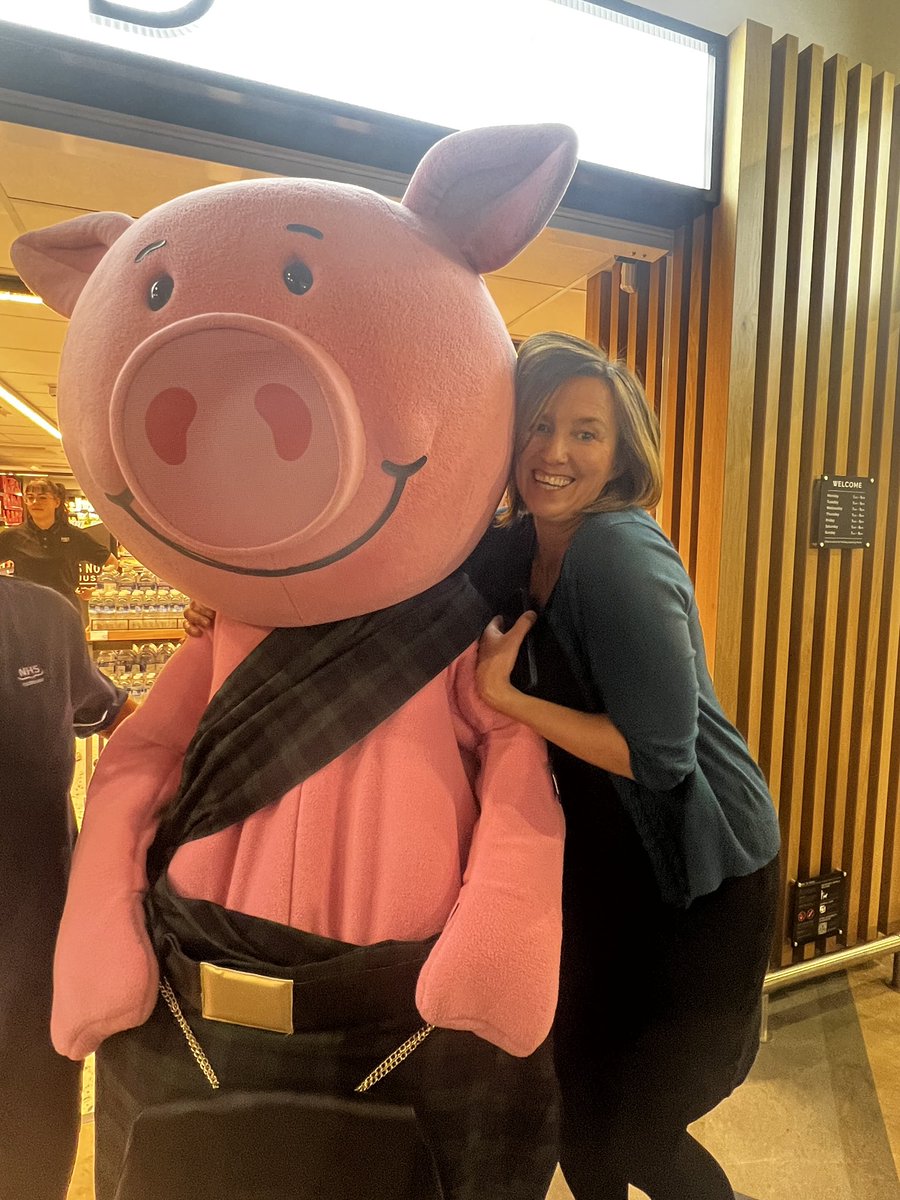 christine freel tweet media