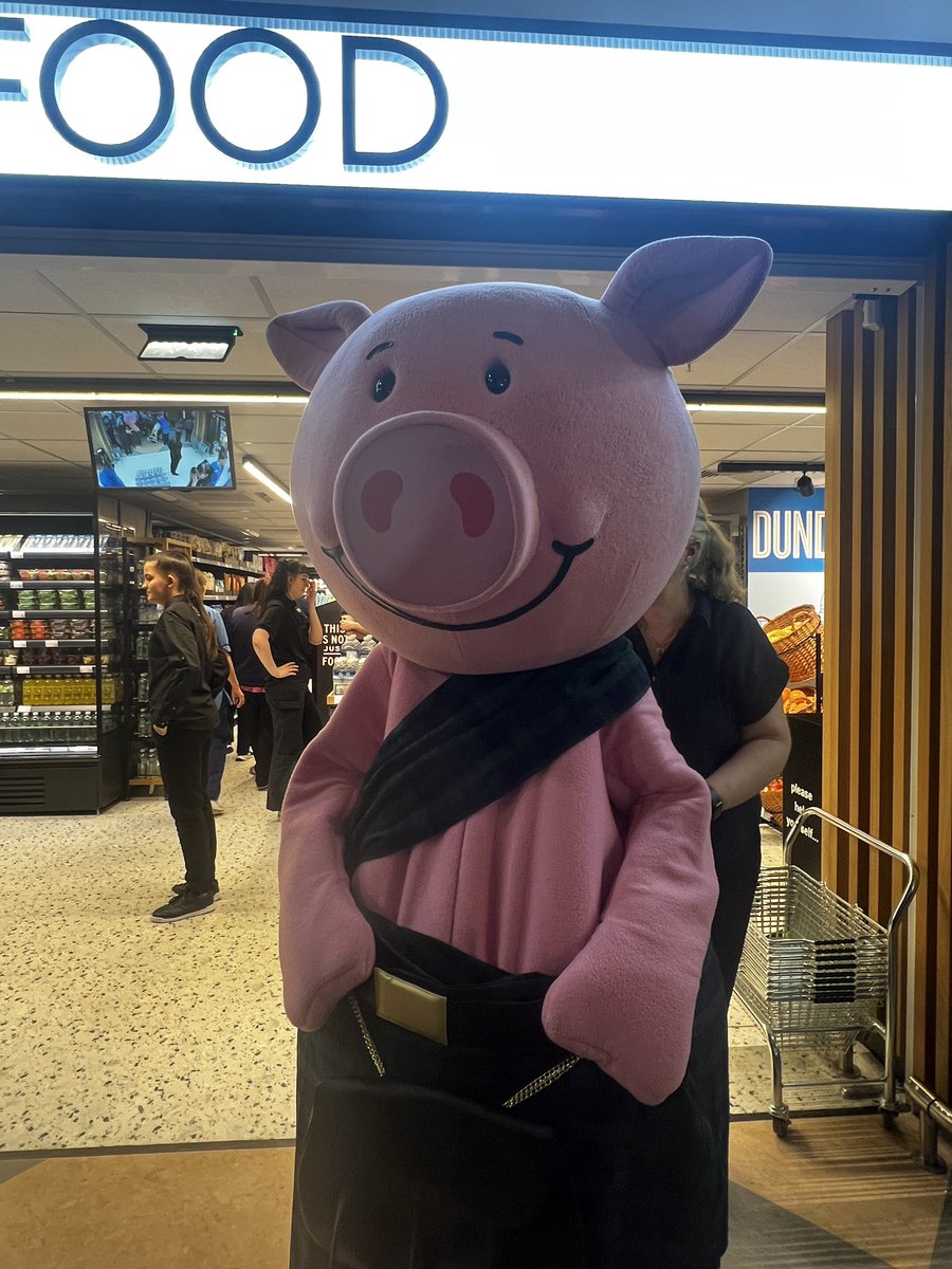 christine freel tweet media