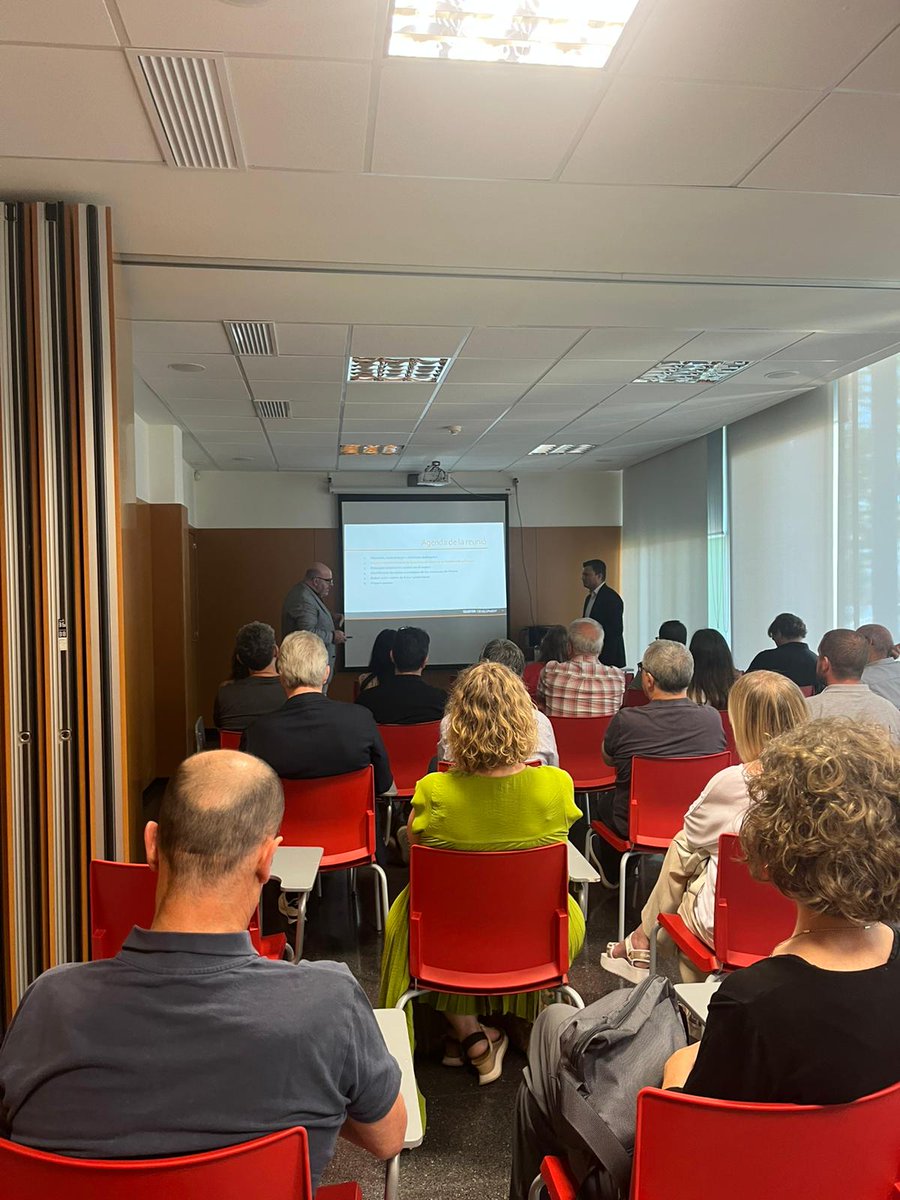 ✅ Primera trobada d’empreses de la construcció a l’Anoia per al projecte #ConstrueixFutur!

La Mancomunitat de la Conca d’Òdena impulsa la competitivitat i innovació del sector, escoltant necessitats i creant estratègies conjuntes. 💡🏗️

Més info: micod.cat
