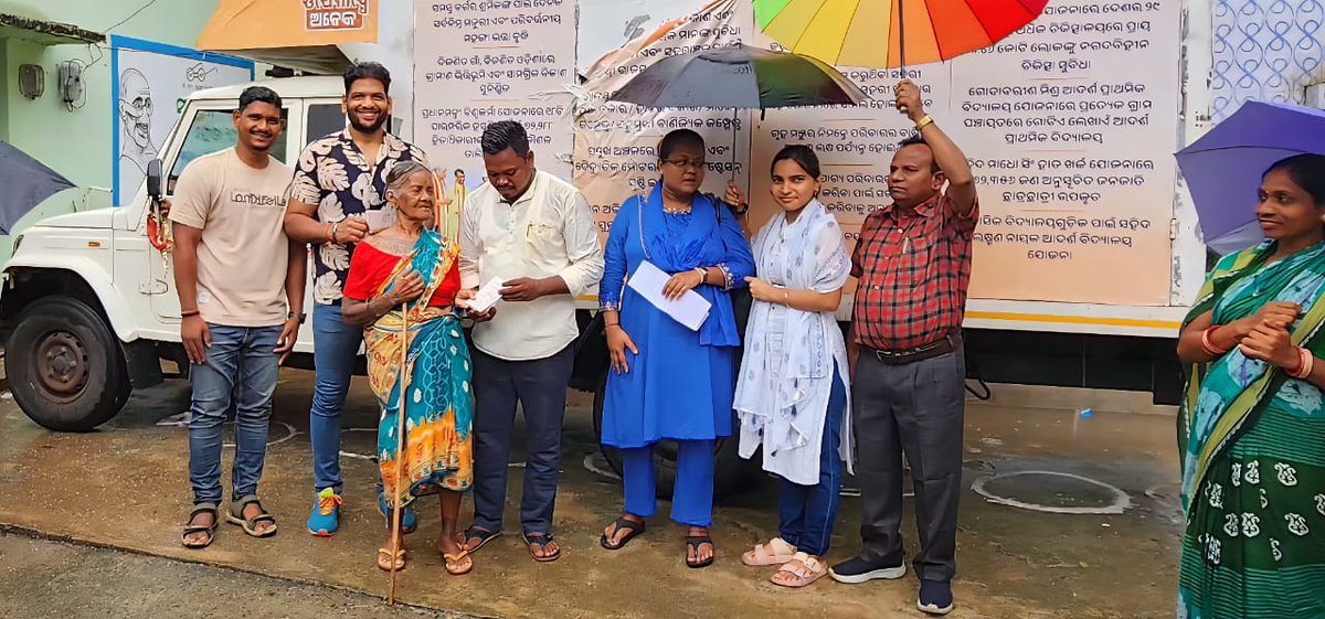 Collector Deogarh (@deogarhdistadmn) on Twitter photo As part of the Vikash Bahana Programme, the distribution of new ration cards in Talkundi GP under Tileibani block is slated for today.
<a href="/CMO_Odisha/">CMO Odisha</a>
<a href="/Food_Odisha/">FoodOdisha</a>
<a href="/IPR_Odisha/">I & PR Department, Odisha</a>
#BarshaEkUpalabdhiAnek #BikashBahanYatra #SamruddhaOdisha #BikashitaOdisha As part of the Vikash Bahana Programme, the distribution of new ration cards in Talkundi GP under Tileibani block is slated for today.
<a href="/CMO_Odisha/">CMO Odisha</a>
<a href="/Food_Odisha/">FoodOdisha</a>
<a href="/IPR_Odisha/">I & PR Department, Odisha</a>
#BarshaEkUpalabdhiAnek #BikashBahanYatra #SamruddhaOdisha #BikashitaOdisha