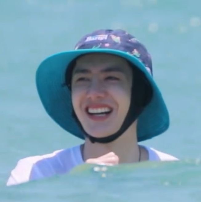 WANG YIBO                                      eebo