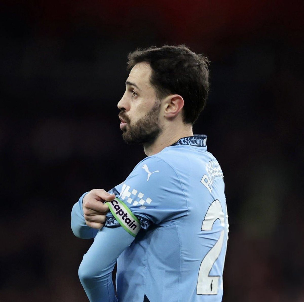 Pundit Jay tweet media