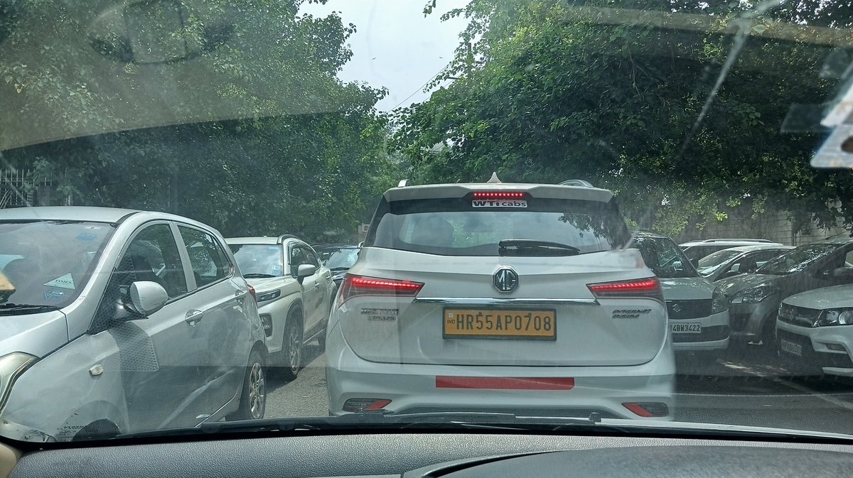 Shafaque Alam (@shafaquealamtoi) on Twitter photo Heavy encroachment and jam due to multiple layers of roadside parking in Film City Noida. This is happening every day. Pls address this <a href="/noida_authority/">NOIDA Authority</a> <a href="/Noidatraffic/">Noida Traffic Police</a> Heavy encroachment and jam due to multiple layers of roadside parking in Film City Noida. This is happening every day. Pls address this <a href="/noida_authority/">NOIDA Authority</a> <a href="/Noidatraffic/">Noida Traffic Police</a>