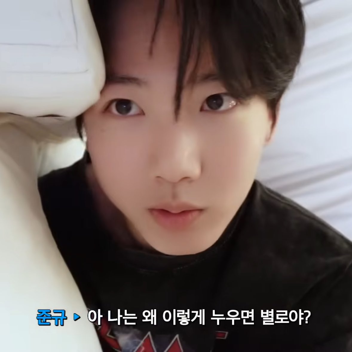 hwKkyu's tweet image. 너무 귀여우시다...