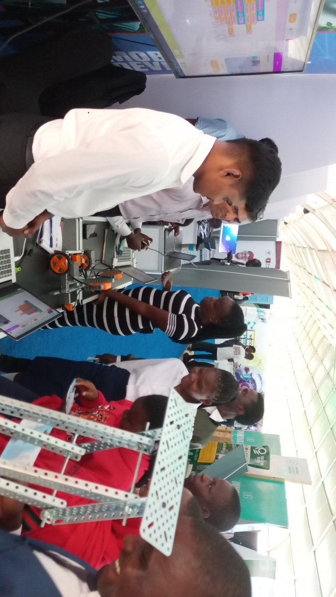 Day 3 of National Science Week #NSW25 held at Kololo Independence Ground. #STEMeducation <a href="/STIsecretariat/">Science, Technology and Innovation Secretariat🇺🇬</a> #Robotic #ArtificialIntelligence