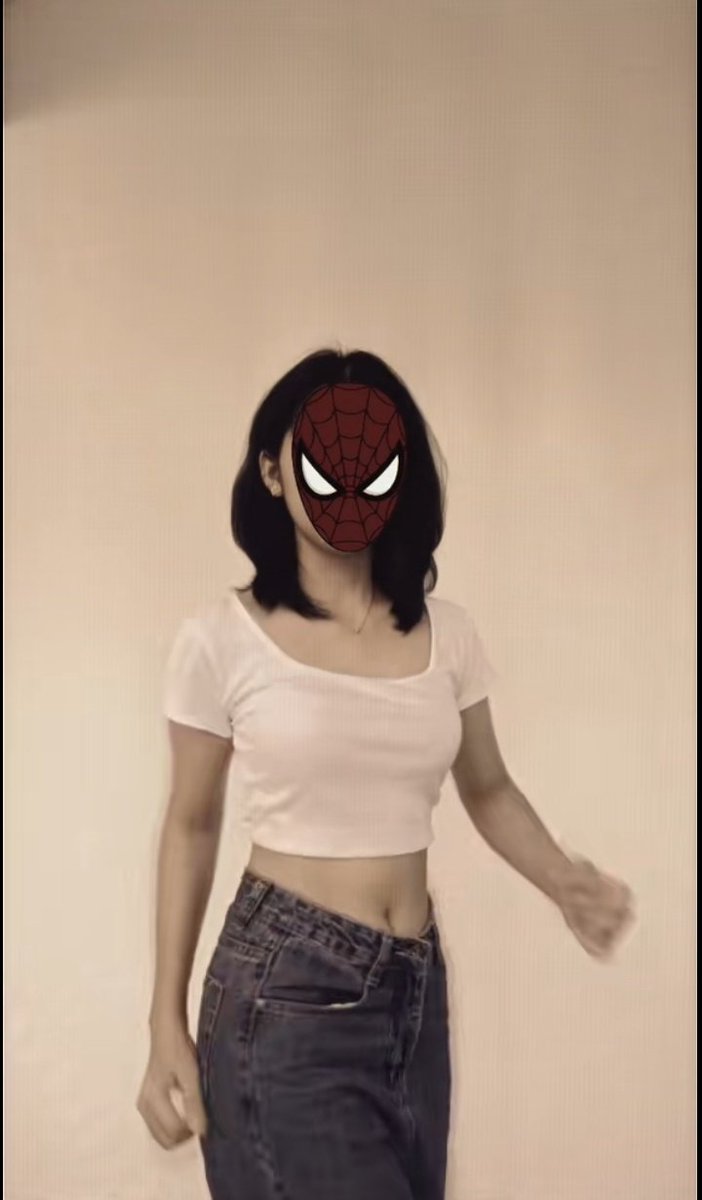 عايزه رايكم ف اصورا دي 🥹