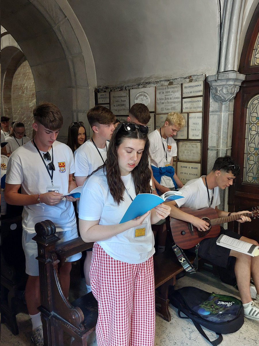CNHSLourdes's tweet photo. First Mass is St Gabriel's chapel.
We had a celebration of Mass dedicated our Lady of Lourdes - today Fr Parkes offered us some reflections on the Appiritions that St Bernadette experienced.  Things to consider throughout our week in Lourdes. https://t.co/xfVISwt18i