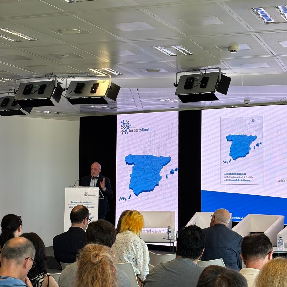 InstitutoRoche's tweet photo. ➡️Inauguran la jornada D. @CigudosaJuan, Secretario de Estado de Ciencia, Innovación y Universidades @CienciaGob y  D. Patrick Wallach, presidente de la Fundación @InstitutoRoche. https://t.co/Gle2TqCVEt