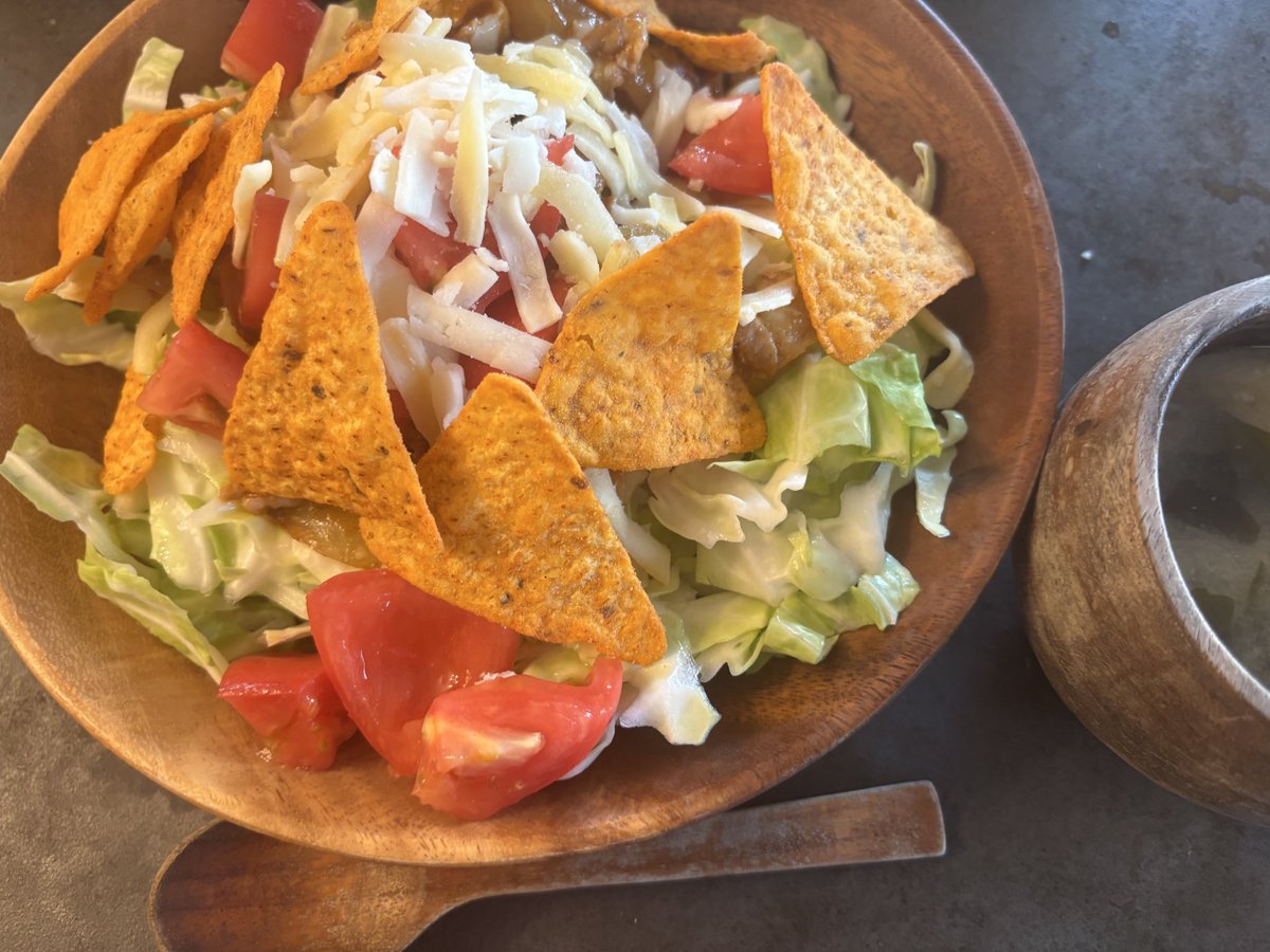 帰ったらミィラさんが「自家製タコライスと、お味噌汁」

を作ってくれました。

#今日のミィラさん