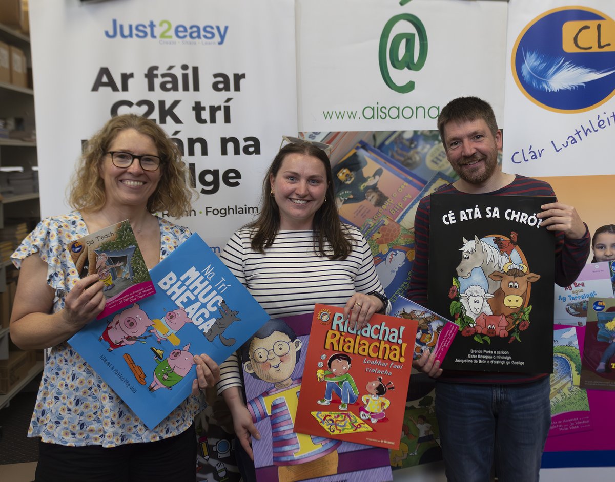 aisaonad's tweet image. Faoi lán seoil!
Beidh Scoil na Seolta ag oscailt sa scoilbhliain úr agus thug siad cuairt ar an Áisaonad le hamharc ar ár gcuid áiseanna. Guímid gach rath orthu sa chéad chéim eile dá n-aistear.
@ScoilnaSeolta
@ForasnaGaeilge