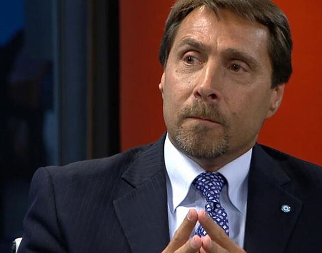 ¡LA IMÁGEN!!
●Que vuelve loco a Feinmann, que ayer casi abandona su programa.
¿Estas muy nerviosa Edu?
SEEEEEEEE