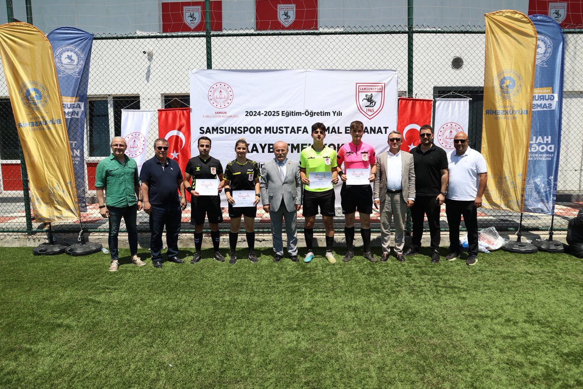samsunmem's tweet photo. 👏Mustafa Kemal Erkanat "Kaybetmek Yok" Minikler Futbol Şenliği dostluk ve kardeşlik içinde tamamlandı. Şenliğin düzenlenmesinde emeği geçen herkese teşekkür ederiz. https://t.co/BVEUYUijgC