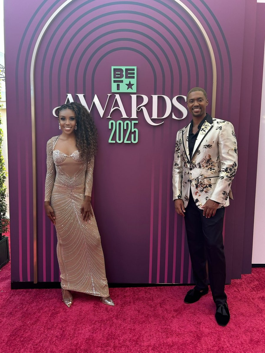 iamjcarter's tweet image. Always a good time 🤩 at the #BETAwards. Thanks @BET for having me as always to celebrate Culture’s biggest night! @betawards