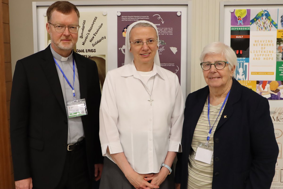 International Safeguarding Conference (@saferchurch) on Twitter photo Fr. <a href="/hans_zollner/">Hans Zollner SJ</a>, director of <a href="/iadcpug/">Institute of Anthropology (IADC)</a>, Simona Brambilla, prefect of the Dicastery for Institutes of Consecrated Life and Societies of Apostolic Life and Pat Murray, Executive Secretary of <a href="/uisg_superiors/">UISG International Union of Superiors General</a> Fr. <a href="/hans_zollner/">Hans Zollner SJ</a>, director of <a href="/iadcpug/">Institute of Anthropology (IADC)</a>, Simona Brambilla, prefect of the Dicastery for Institutes of Consecrated Life and Societies of Apostolic Life and Pat Murray, Executive Secretary of <a href="/uisg_superiors/">UISG International Union of Superiors General</a>