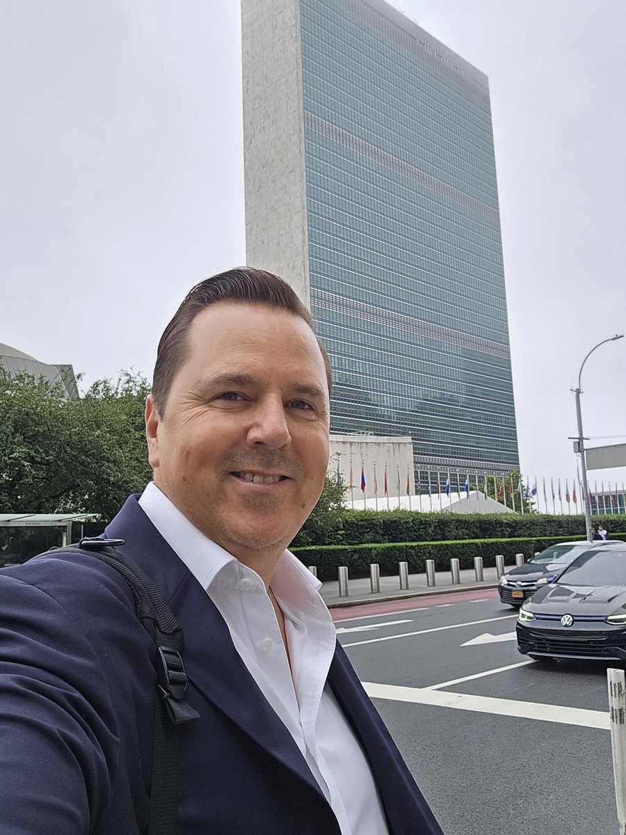 AlexZapolsky's tweet photo. Proud to be part once again to the annual #UnitedNations event dedicated to #OpenSource , #OsposForGood
By being here, @linagora takes part of international conversations about #OSS & Open Source AI https://t.co/Q15kdTobDP