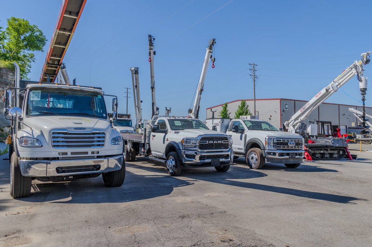 Specialized truck bodies. Endless possibilities. 

From heavy-duty vocational solutions to custom applications across industries - purpose-built equipment for every challenge.
Performance ✓ Quality ✓ Reliability ✓

#LKequipment #LKtrailers #StingerSeries #LoadKingCranes